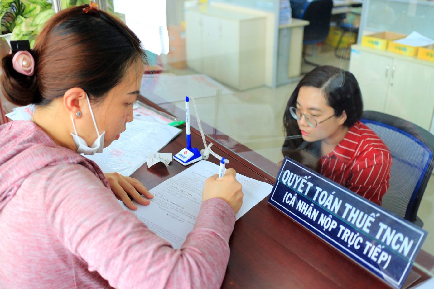 Transfer uang ke rekening Vietnam